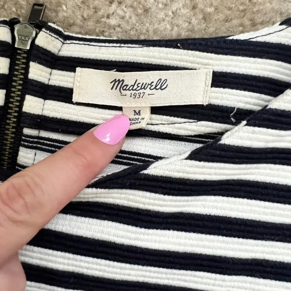 Madewell Navy Blue & Off-White Striped 3/4 Sleeve Textured Top Size: Medium